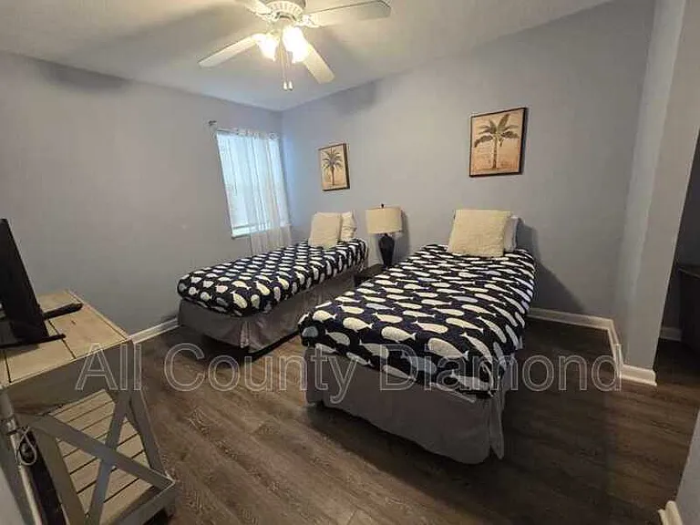 301 Lullwater Dr #401 — Photo 9