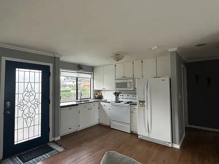 1 bed, $1,400 — Photo 2