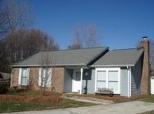 8100 Kapplewood Ct, Charlotte, NC 28226