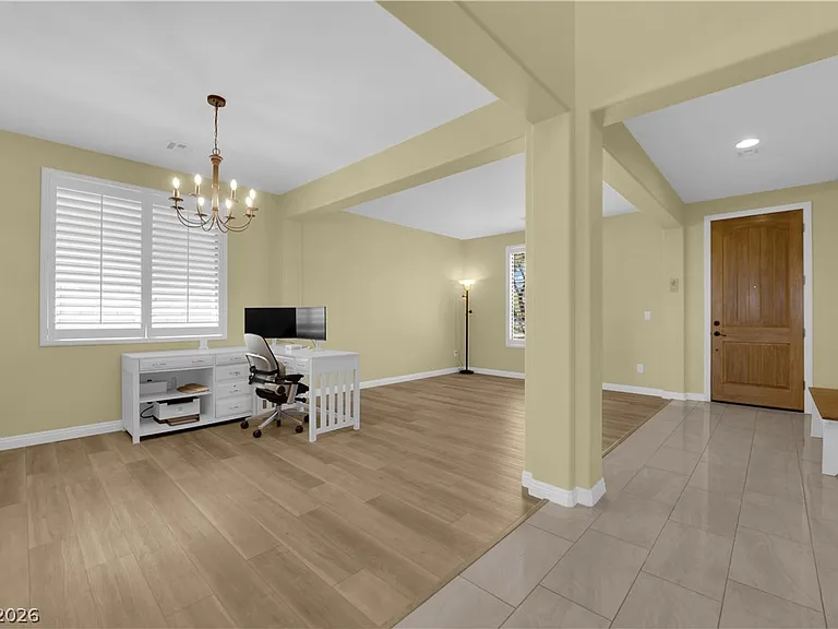 608 Highland Bluff Way — Photo 6
