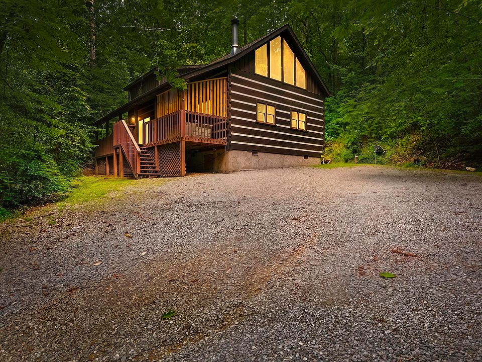 1st image of 3651 Birds Creek Rd