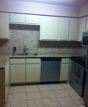 4th image of 316 Highland Estates Dr