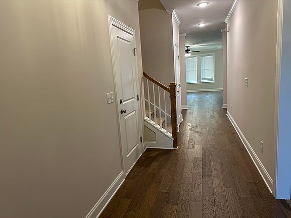 2nd image of 886 Lillian Park Drive Drive #LP106