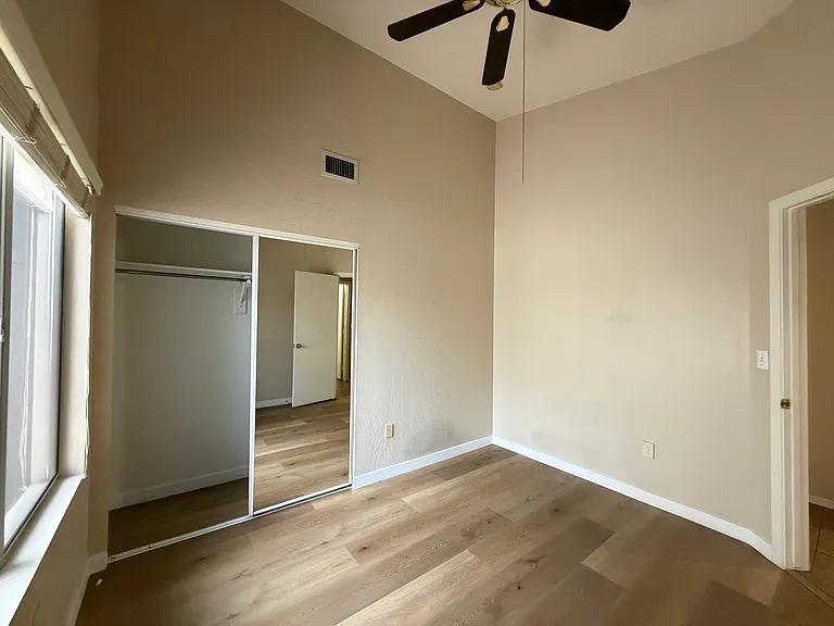 795 E Morelos St — Photo 8