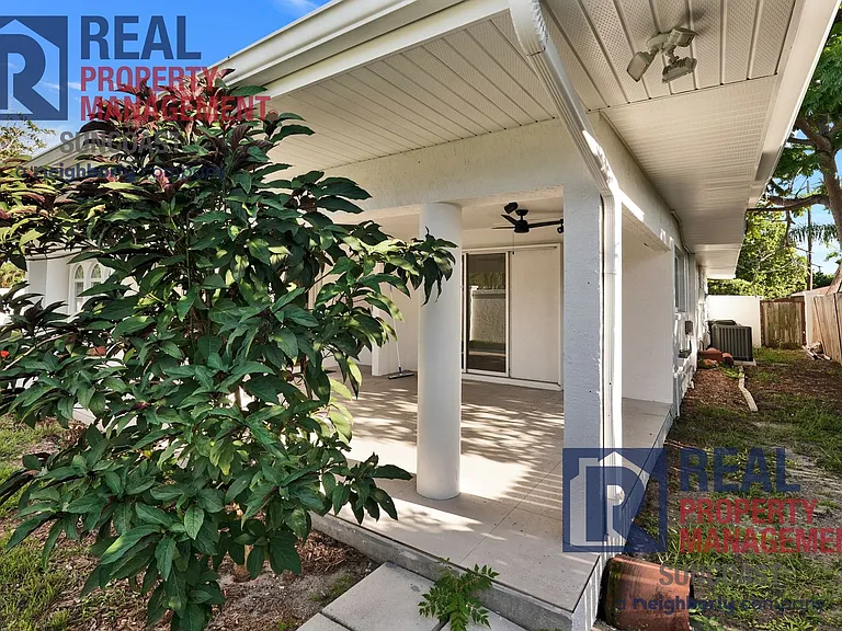 2804 Bougainvillea St — Photo 35