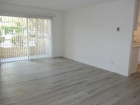 3rd image of 1724 Arizona Ave APT 2