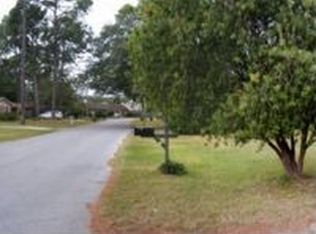 1811 Airort Cir, Panama City, FL 32405