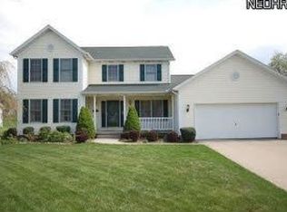 1520 Timbertop Dr, Tallmadge, OH 44278