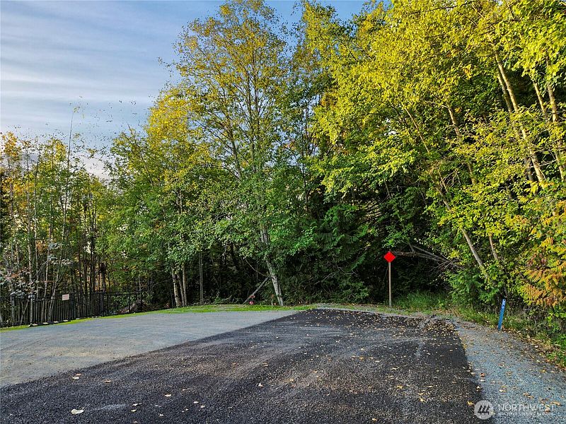 4th image of 0 Grouse Lane
