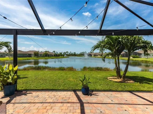 2716 Merida Ln, Cape Coral, FL 33909