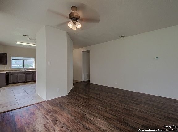 5th image of 5766 Country Sun Dr