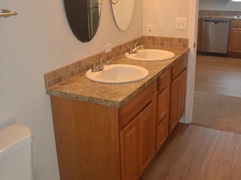 1103 Portland Ave #G — Photo 8