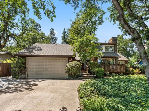 521 Sunrise Ave, Medford, OR 97504