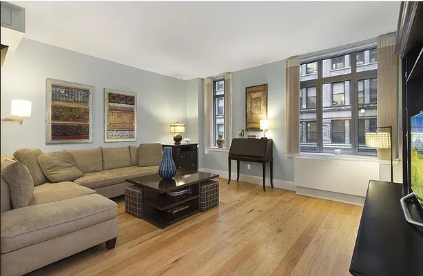 Rented by The SIMPLE Real Estate Co | media 6