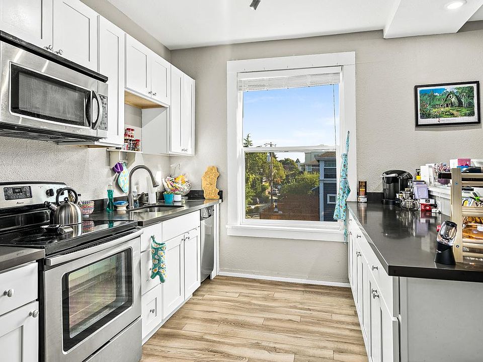 1st image of 114 24th Ave E #0B-1Ba-275Sqft