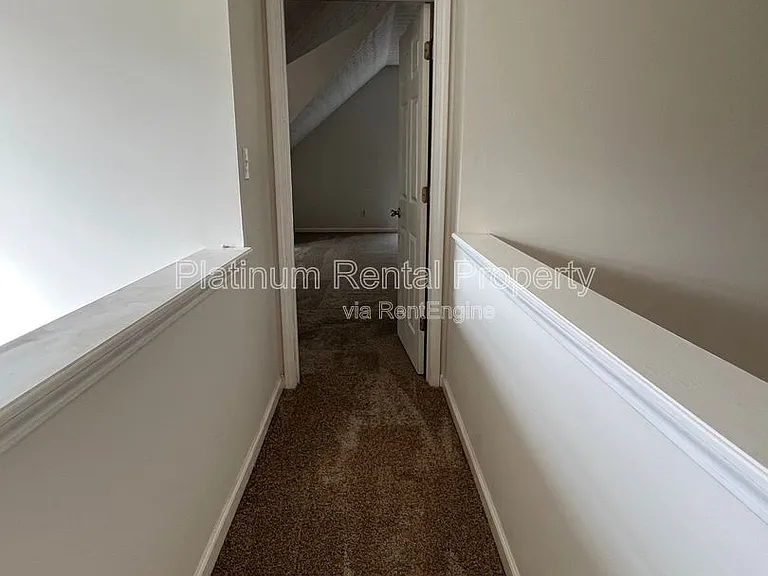 4093 Laurel Bend Ct — Photo 34