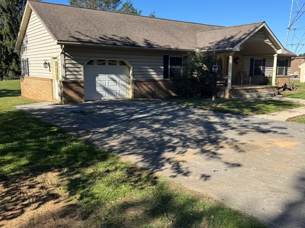 689 Truce Rd, Quarryville, PA 17566