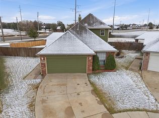 2508 Tyler Ln, Moore, OK 73170