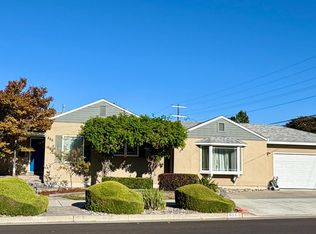 886 N Redwood Ave, San Jose, CA 95128