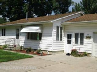 210 N Broadway Ave, West Bend, IA 50597