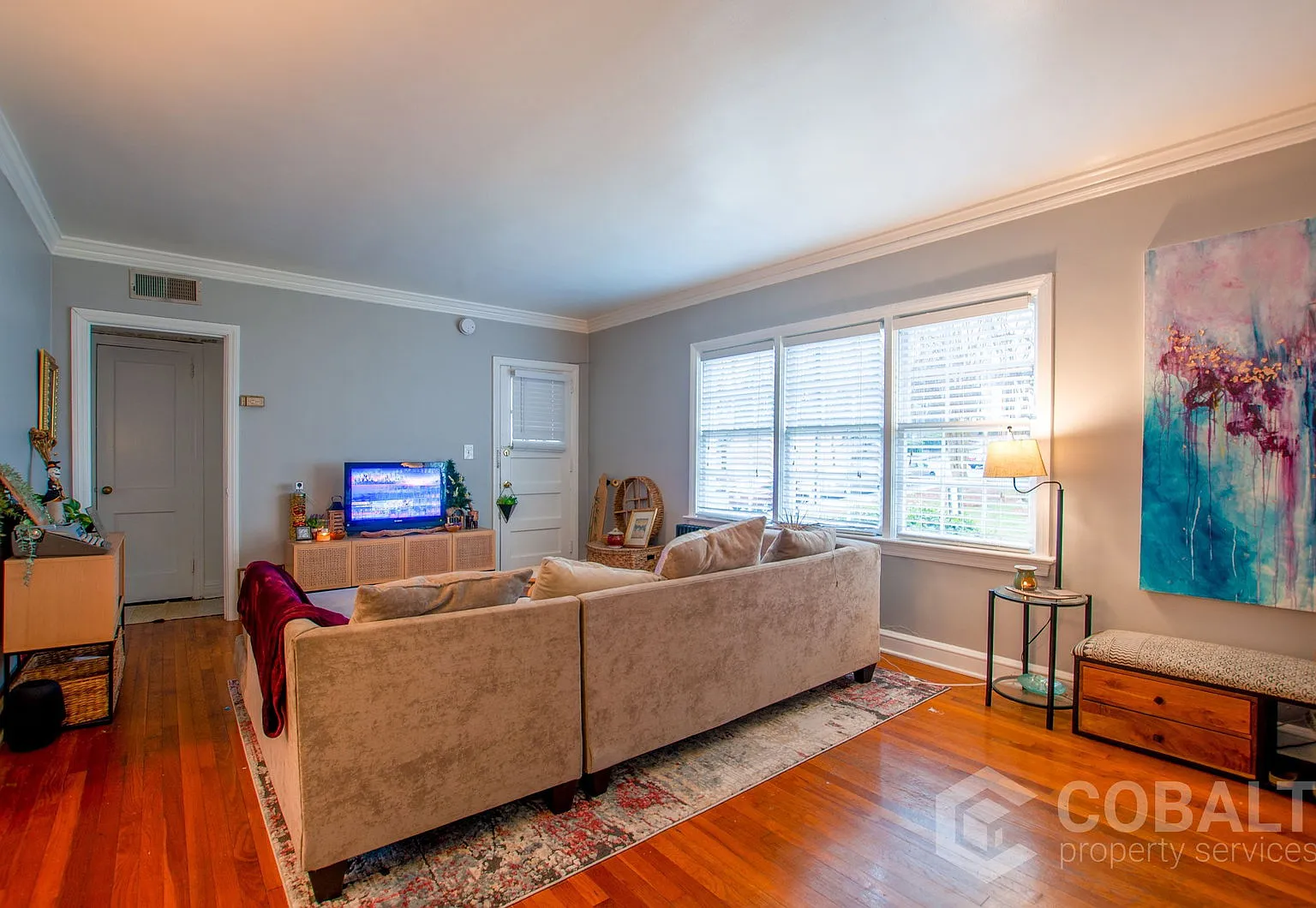 1 bed, 1.0 bath, 800 sqft, $1,295 — Photo 1