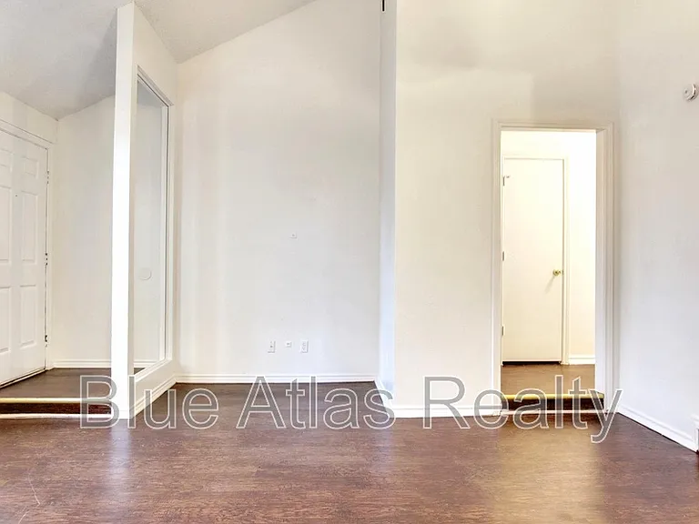 916 Hilltop Dr #B — Photo 9