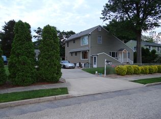 620 N Maple Ave, Maple Shade, NJ 08052