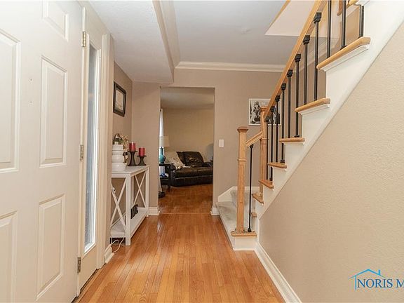 3rd image of 5909 Swan Creek Dr
