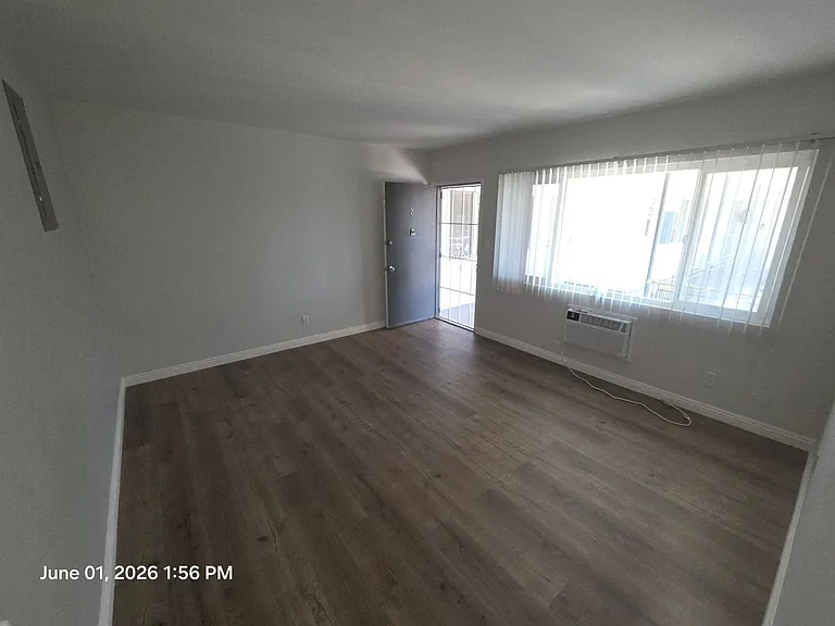 634 Marion Pl — Photo 3