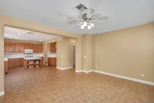 1st image of 674 Feather Dr