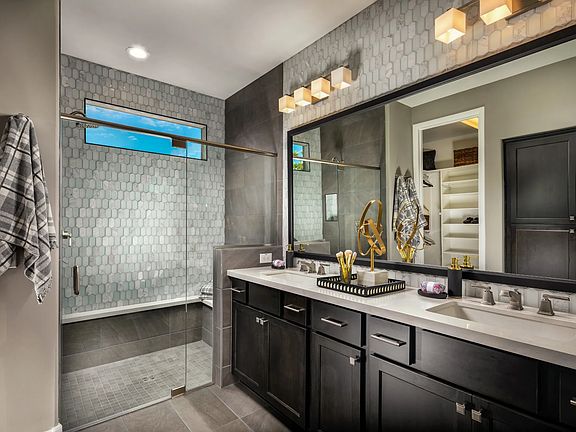 Ironwood Model Master Bath