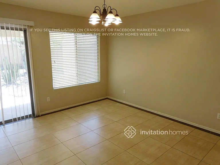 7015 S 23rd Ln — Photo 6
