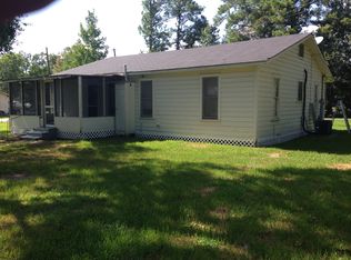 655 3rd St, Sour Lake, TX 77659