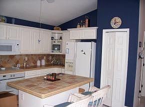 1st image of 203 Glengarry Ave