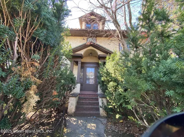 30 Decker Ave, Staten Island, NY 10302