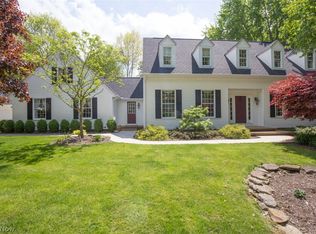 1137 Meadowview Dr NW, Warren, OH 44481