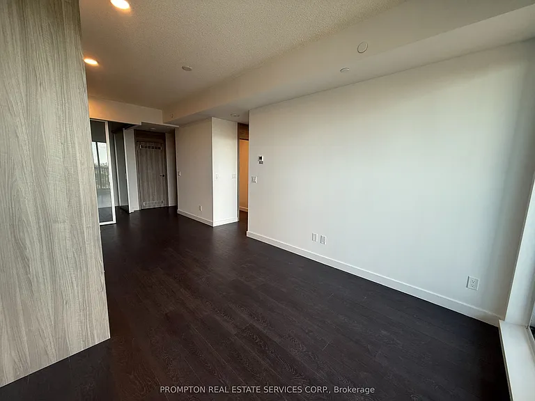18 Esther Shiner Blvd #3206 — Photo 10