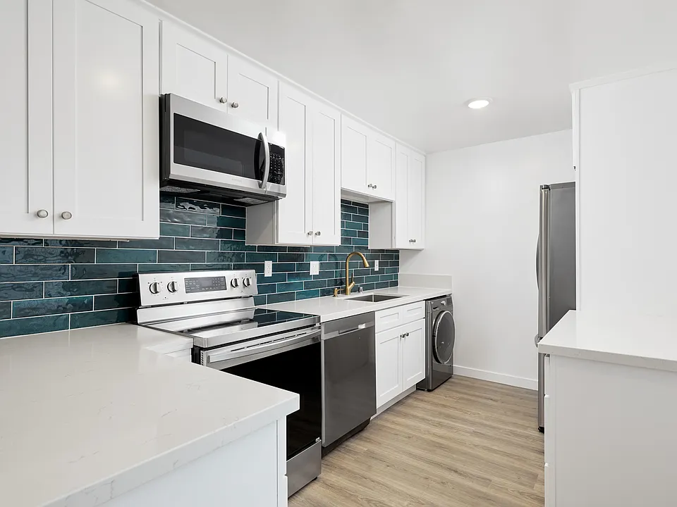 Remodeled New Kitchen