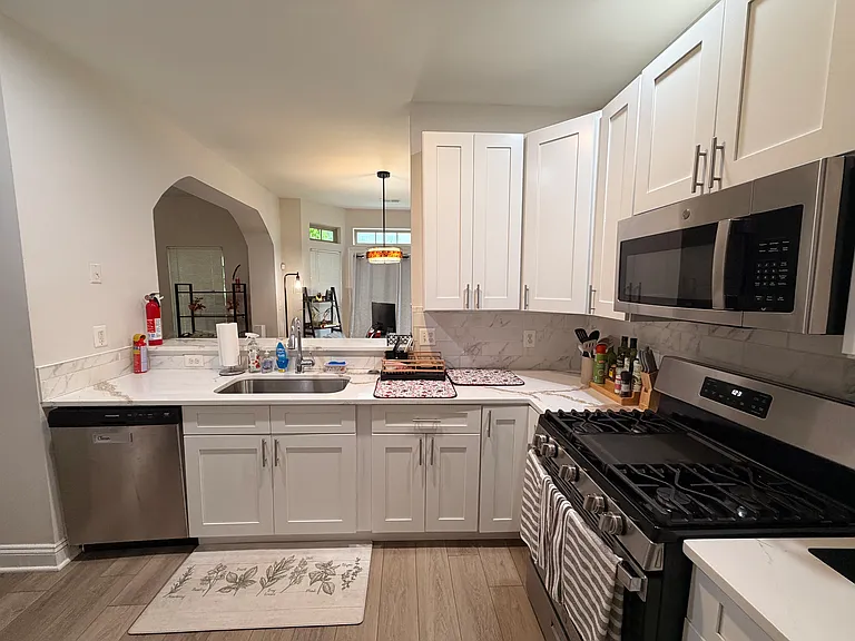 Kitchen (Occupied)