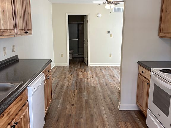 2nd image of 214 Ingleside Ave #2
