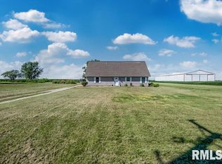 12451 S Valley Rd, Princeville, IL 61559
