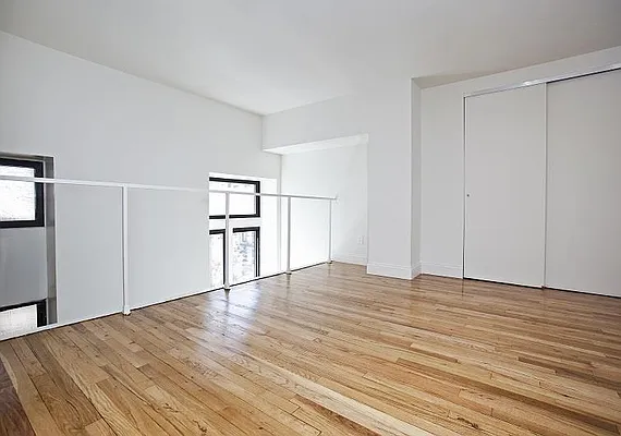 Rented by Buchbinder & Warren | media 20