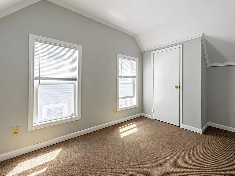 120 North St — Photo 7