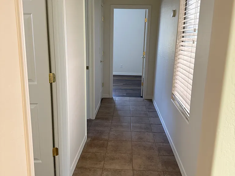 2344 W Clearview Trl — Photo 23