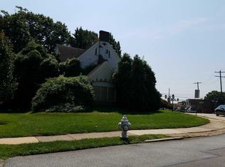 165 S Rolling Rd, Springfield, PA 19064