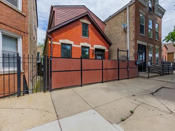2012 W Coulter St, Chicago, IL 60608