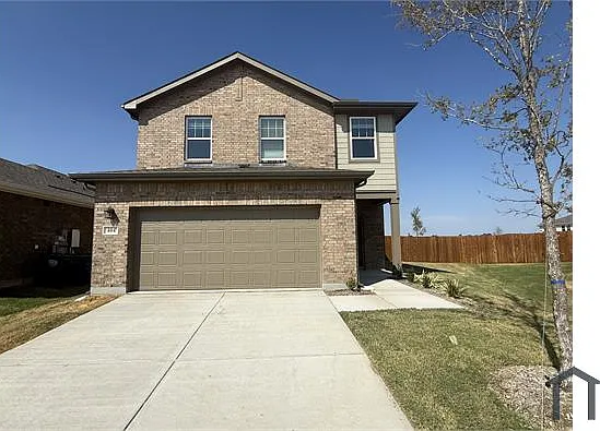 4 bed, 2260 sqft, $3,200 — Photo 1