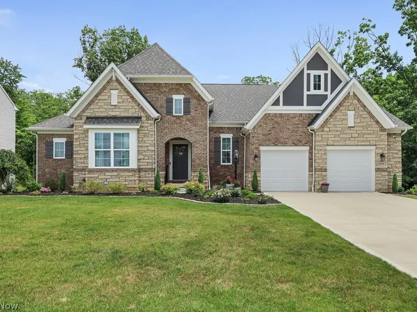 1995 Southview Trl, Brunswick, OH 44212