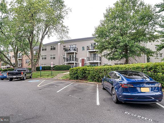 2nd image of 9473 Fairfax Blvd APT 104