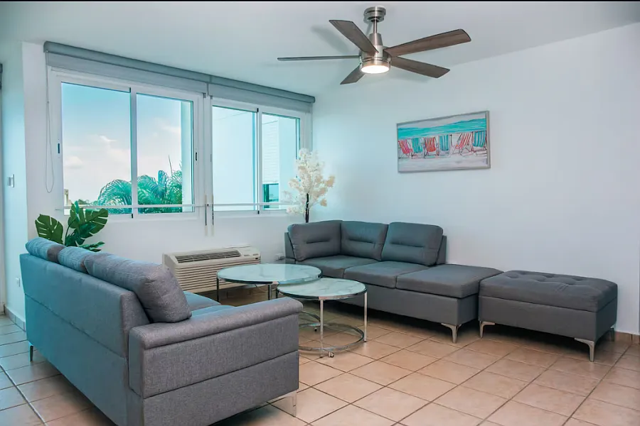 3 bed, 2.0 bath, 1404 sqft, $2,475 — Photo 3